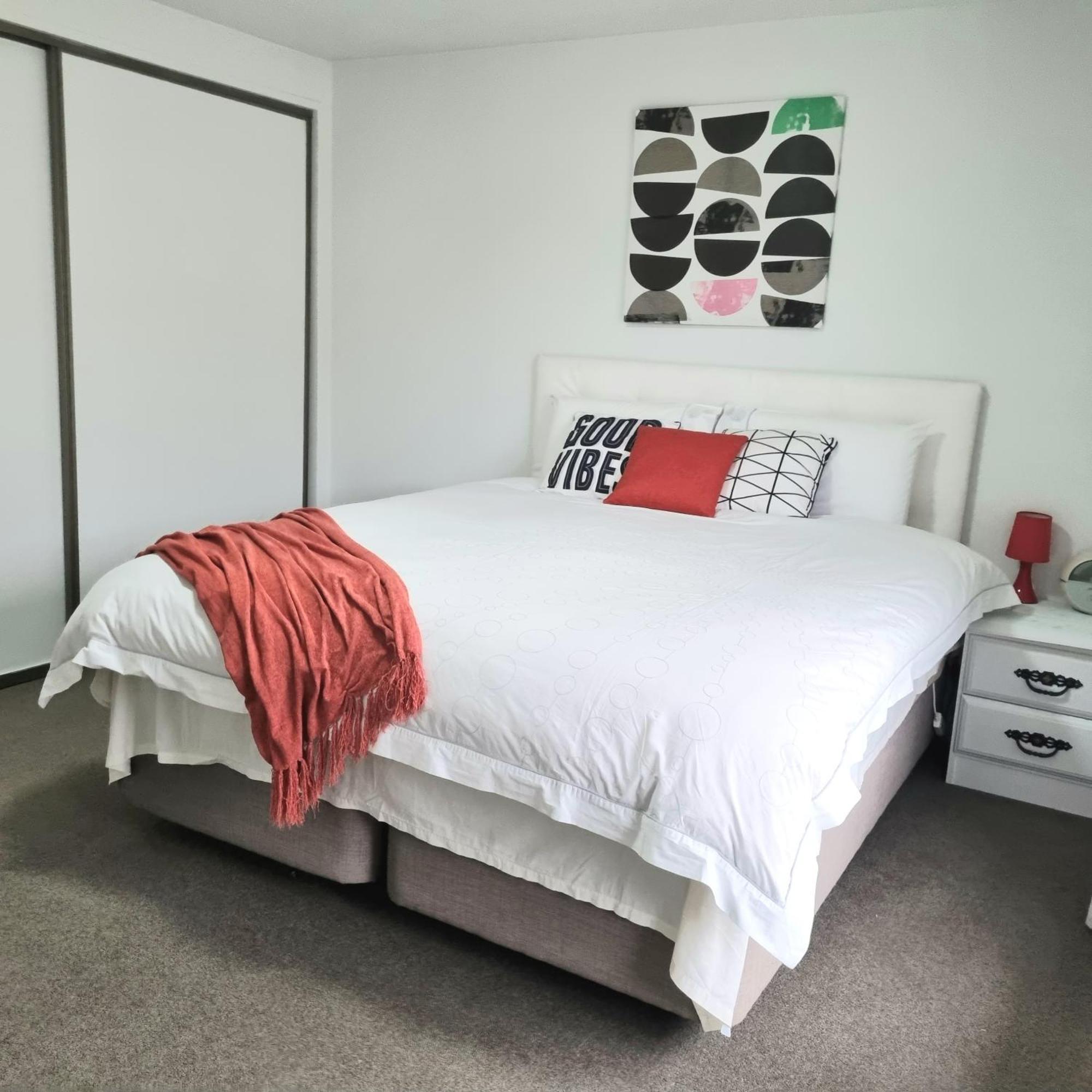 Bed & Breakfast Mordern Stopby Near Airport *